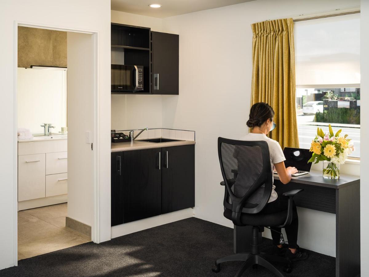 Carnmore Hotel Takapuna Auckland Bagian luar foto
