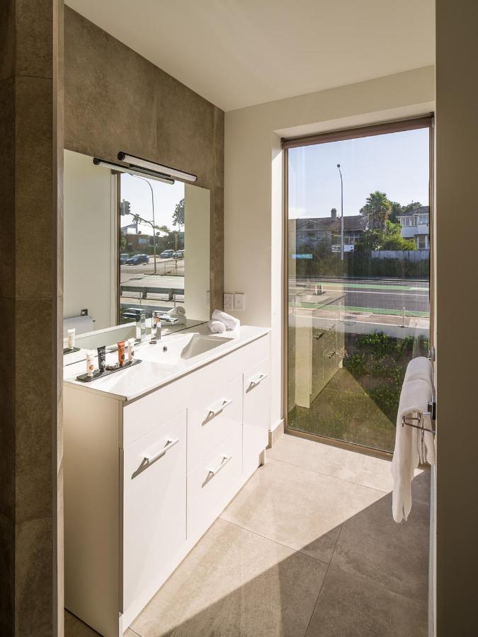 Carnmore Hotel Takapuna Auckland Bagian luar foto